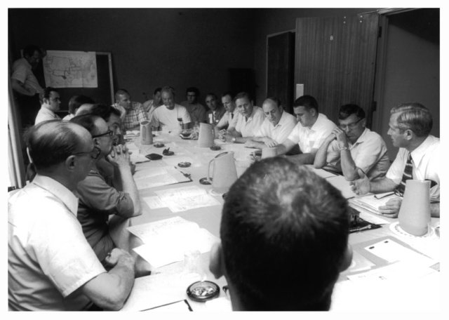 boardofdirectorsmeeting2.jpg
