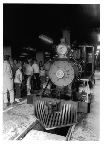 disneylandtrainbarntour5.jpg