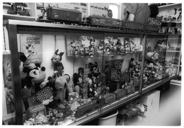 wardsantiquetoycollecton6.jpg