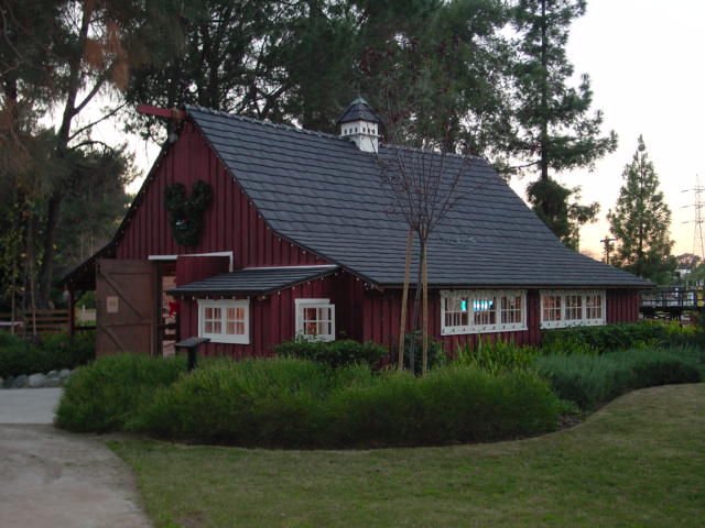 disneybarn.jpg