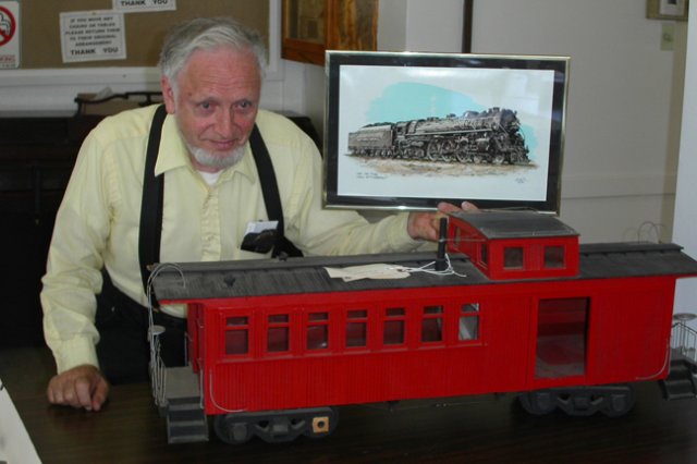 bobtrimbleandaverylargecaboose.jpg
