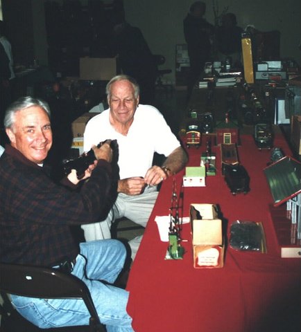 davidotthandjerryblainehavingfunatthemeet.jpg