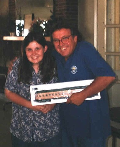 mikeandkatyoleartscelebratingarafflewin.jpg