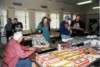 tabletradinggoingonatthemeet_small.jpg